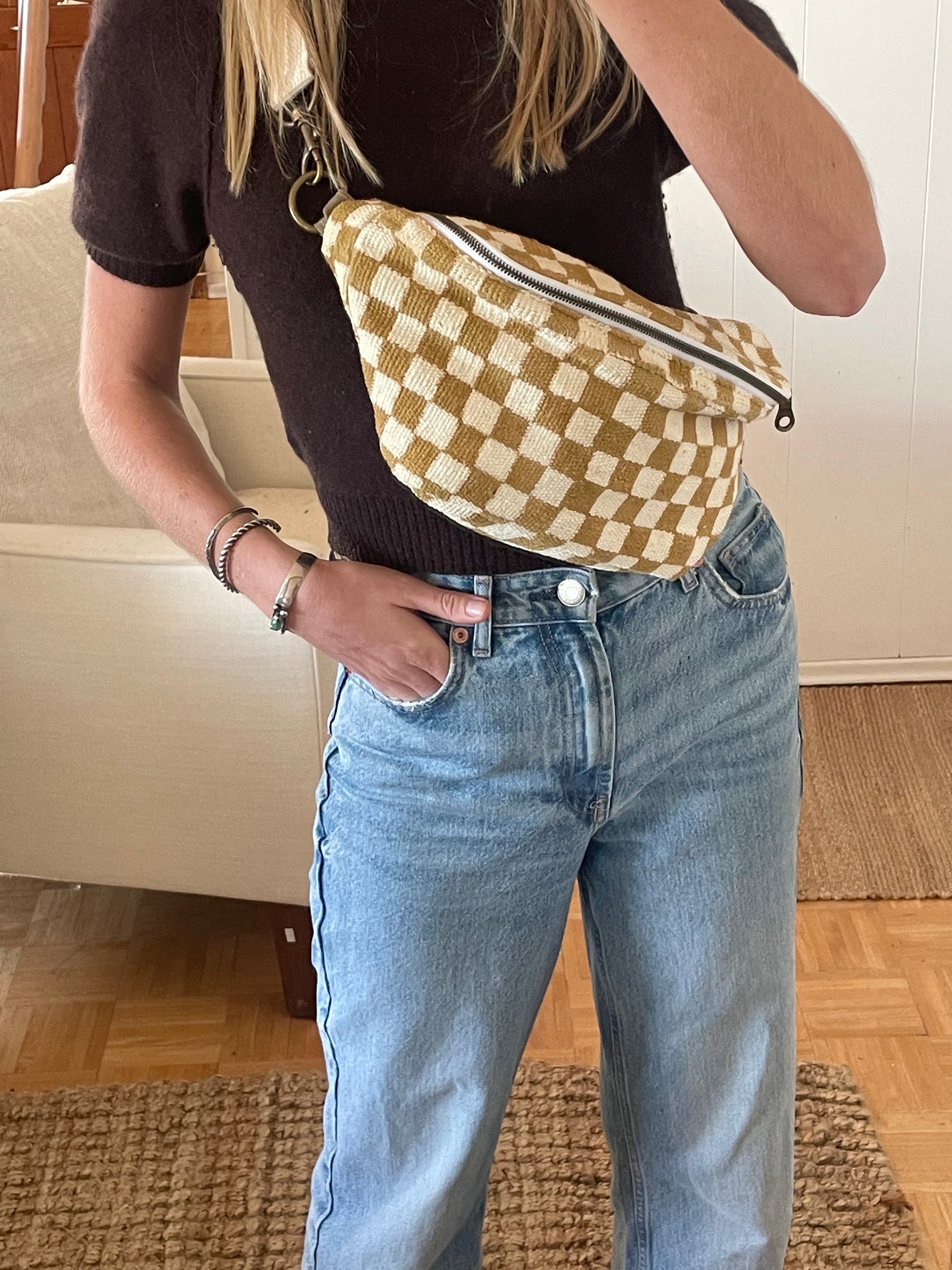 Mustard Checkered Sling Bag – Jenna Bee