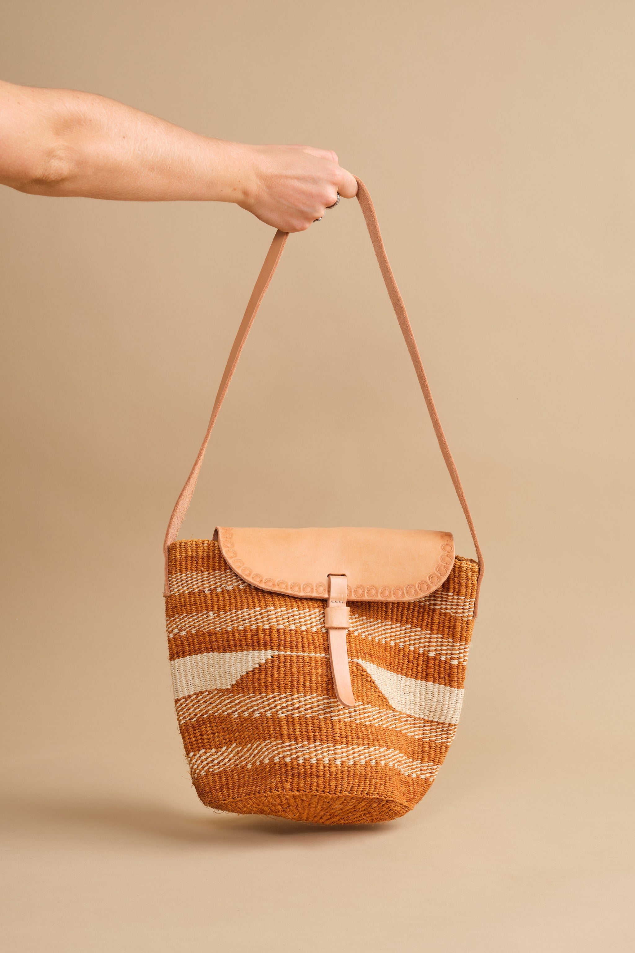 African Sisal bag, Sisal basket, Kiondo handbag ,Beach bag ,Kiondo,Multicolor bag,yellow and red shade kiondo shops bag, Woven bags