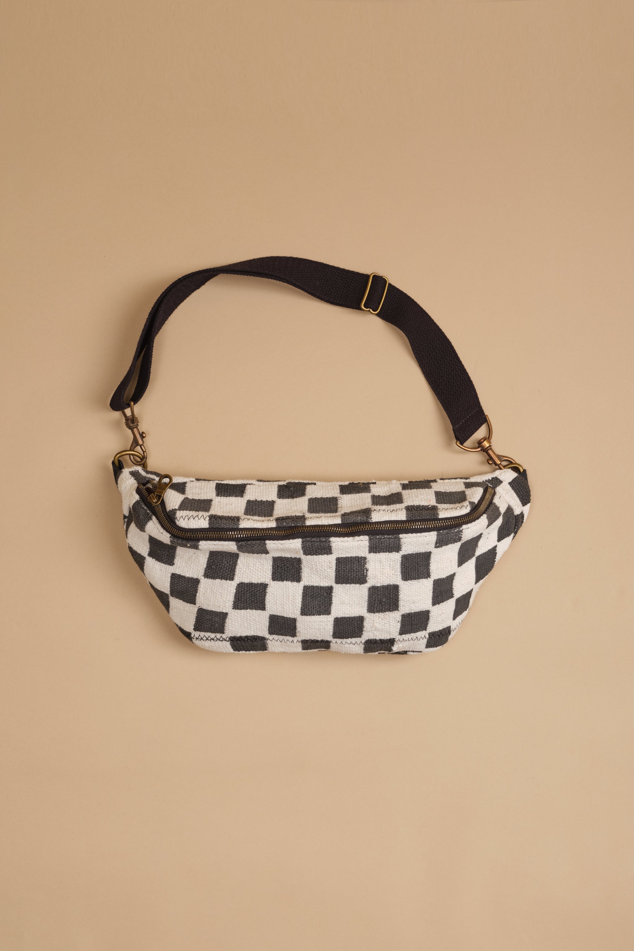 White & Black Checkered Sling Bag – Jenna Bee
