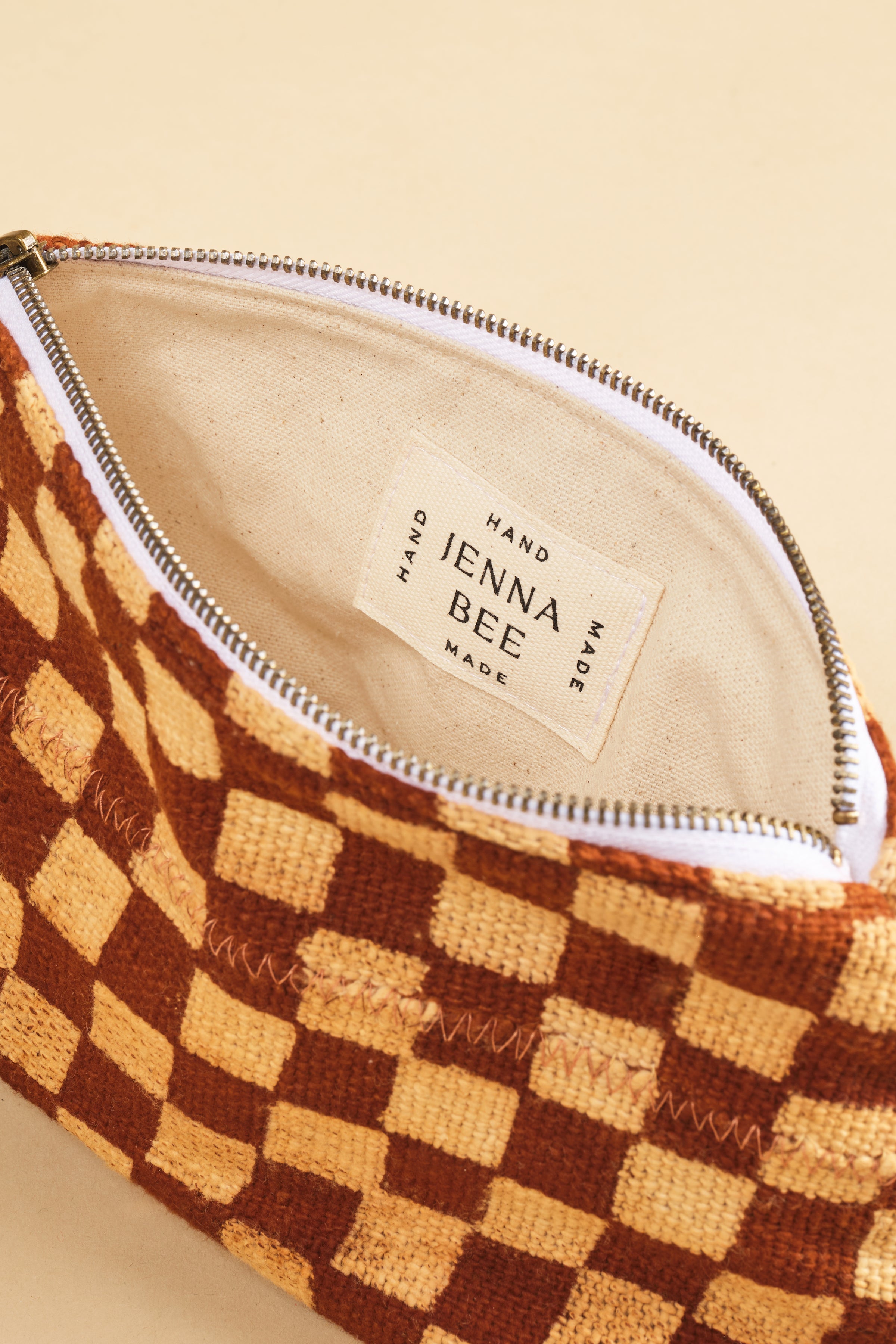 Checkered Cosmetic Bag (Brown) – Melrose Honey
